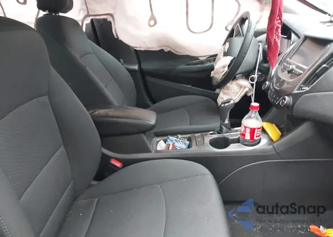 2018 Chevrolet Cruze Lt Auto from USA, damaged, VIN 1G1BE5SM2J7115420